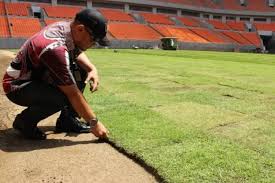 Kritik Terhadap Lapangan JIS Mengemuka